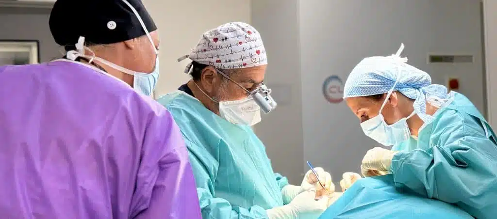 Веки и брови: как оптимизировать свой взгляд – Docteur Bernard Hayot rajeunissement du regard chirurgie paris – Docteur Bernard Hayot