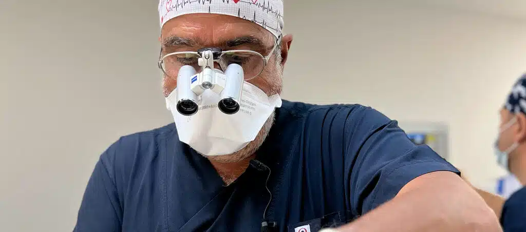 Deep Plane Facelift Paris – Rajeunissement Naturel & Durable – Docteur Bernard Hayot deep plane facelift paris rajeunir visage naturellement – Docteur Bernard Hayot